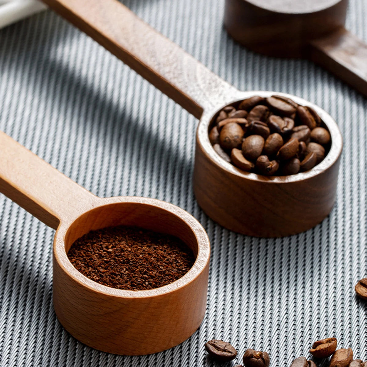 Brewin Walnut Coffee Scoop – Solid Wood Gram & Powder Measuring Spoon